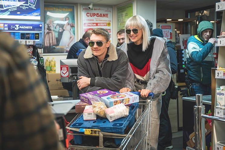 Film thriller April X, sottobosco biotecnologico con Connor Storrie e Lilly Krug - trama