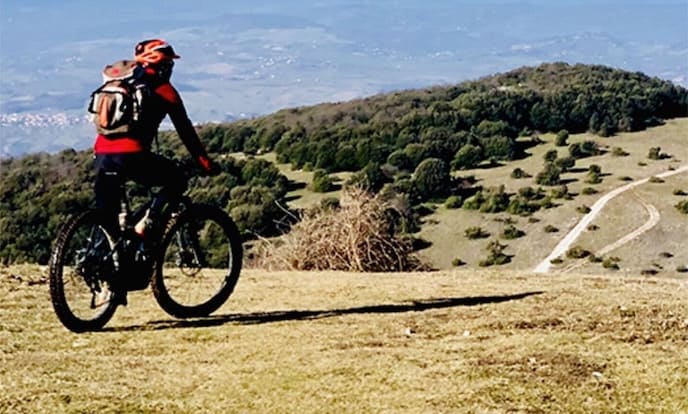 Terre Arnolfe Bike Tour: una giornata tra strade bianche, natura e degustazione di prodotti locali