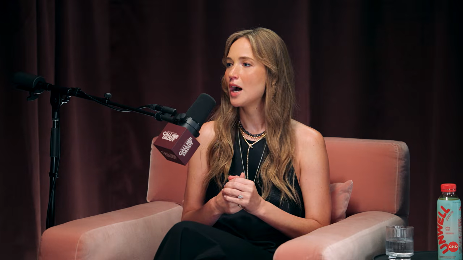Jennifer Lawrence 36 anni e lifting al seno: cosa ha detto sul suo corpo dopo i figli