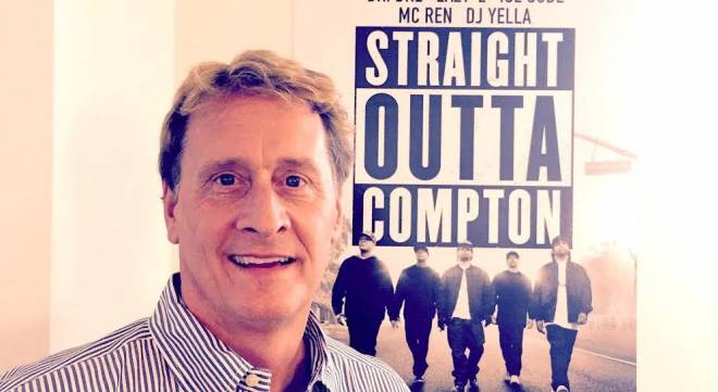 Intervista a S. Leigh Savidge, lo sceneggiatore candidato all'Oscar racconta il film 'Straight Outta Compton' 