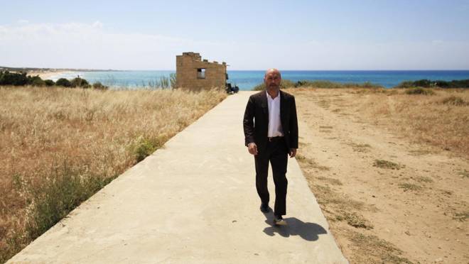 Il commissario Montalbano, episodio 'La vampa d'agosto': seduzione e vendetta