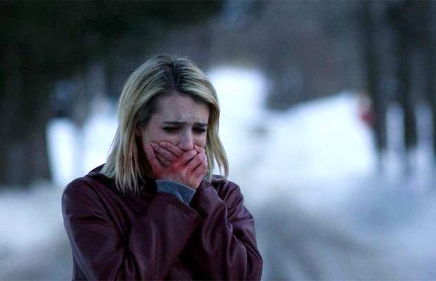 The Blackcoat's Daughter, il film horror con Emma Roberts sull'oscura presenza nella scuola 