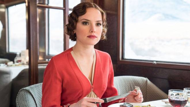 Assassinio sull'Orient Express, prime immagini del film crime con Daisy Ridley dal romanzo di Agatha Christie