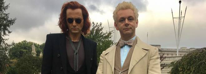 Good Omens, la prima immagine degli attori Michael Sheen e David Tennant nei loro ruoli