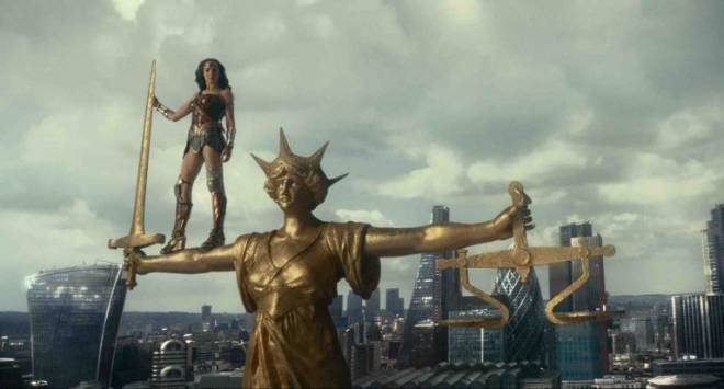 Justice League, nuove immagini del film DcComics